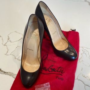 ✨Authentic Christian Louboutin Heels Size 38✨